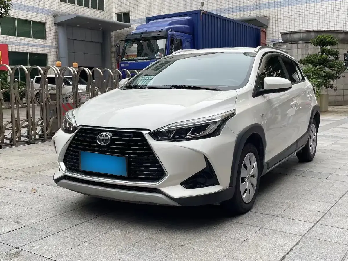 2021 Toyota Yaris L 1.5L 112HP L4 CVT