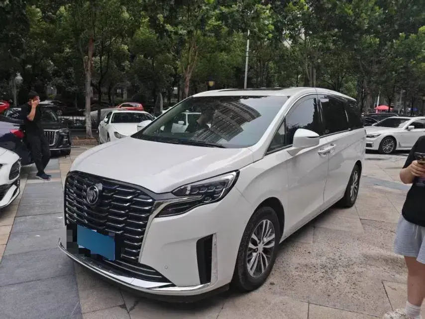 2023 Buick GL8 2.0T 237HP L4 9AT