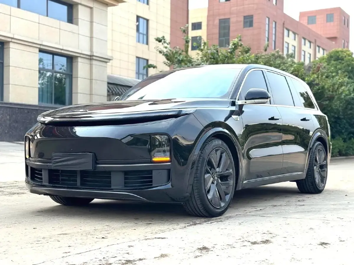 2023 Li L9 Range Extended 154HP REEV 42.6KWH