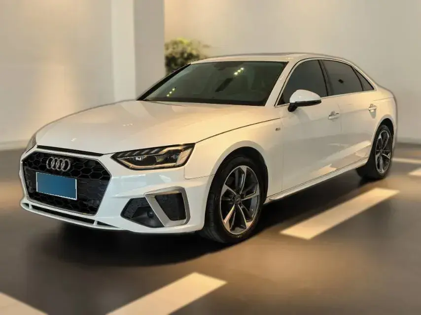 2020 Audi A4L 2.0T 150HP L4 7DCT