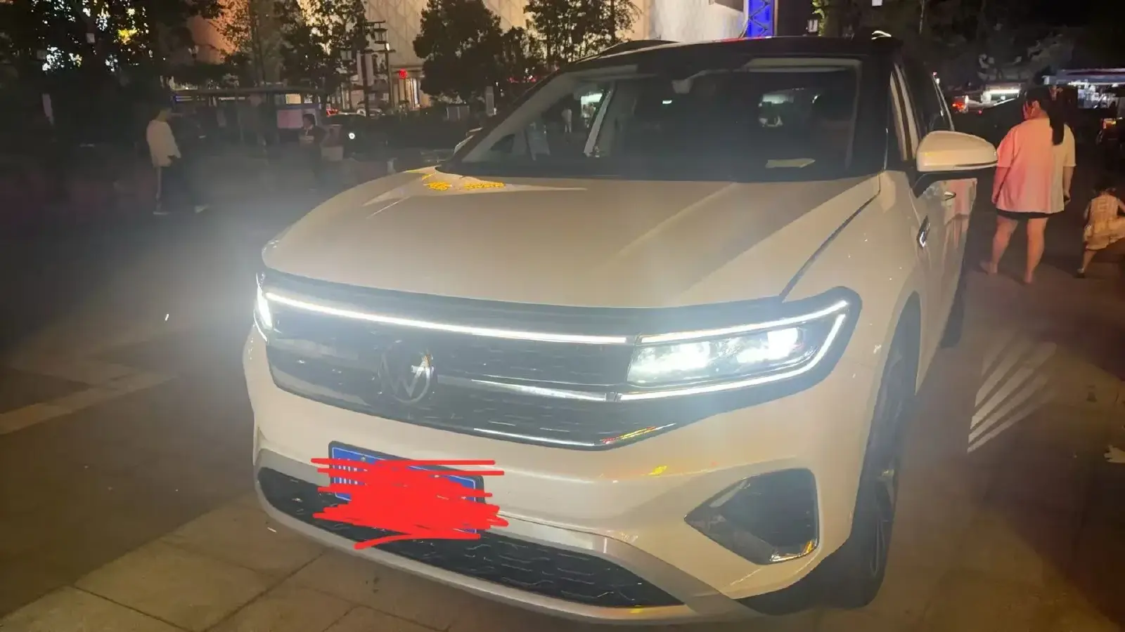 2022 Volkswagen Talagon 2.5T 299HP V6 7DCT