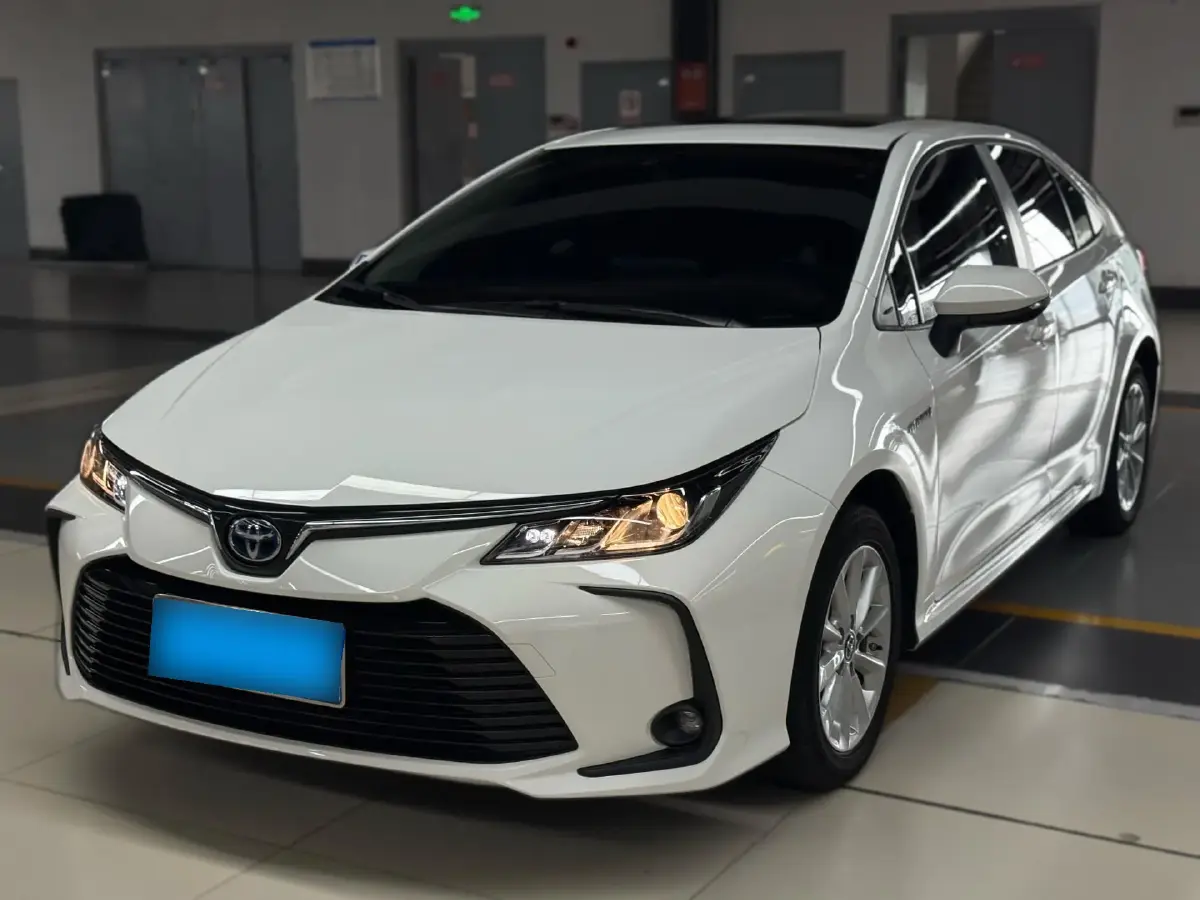 2021 Toyota Corolla 1.8L 98HP L4 E-CVT Hybrid