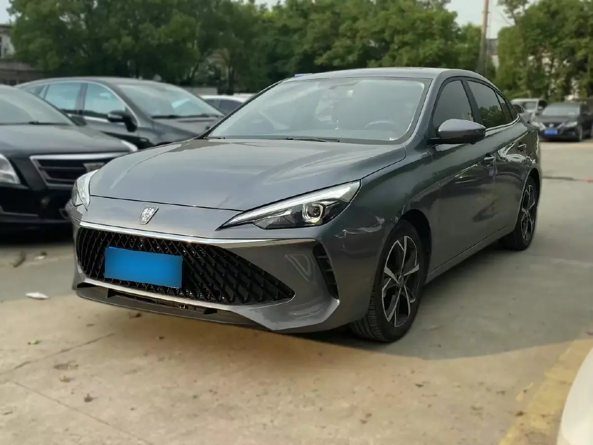 2023 Roewe i5 1.5L 129HP L4 CVT