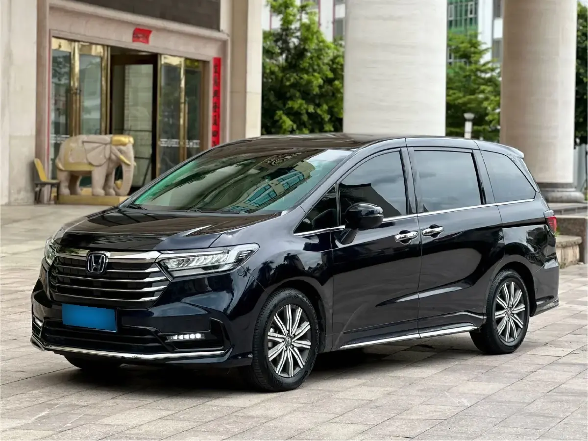 2022 Honda Odyssey 2.0L 146HP L4 E-CVT Hybrid