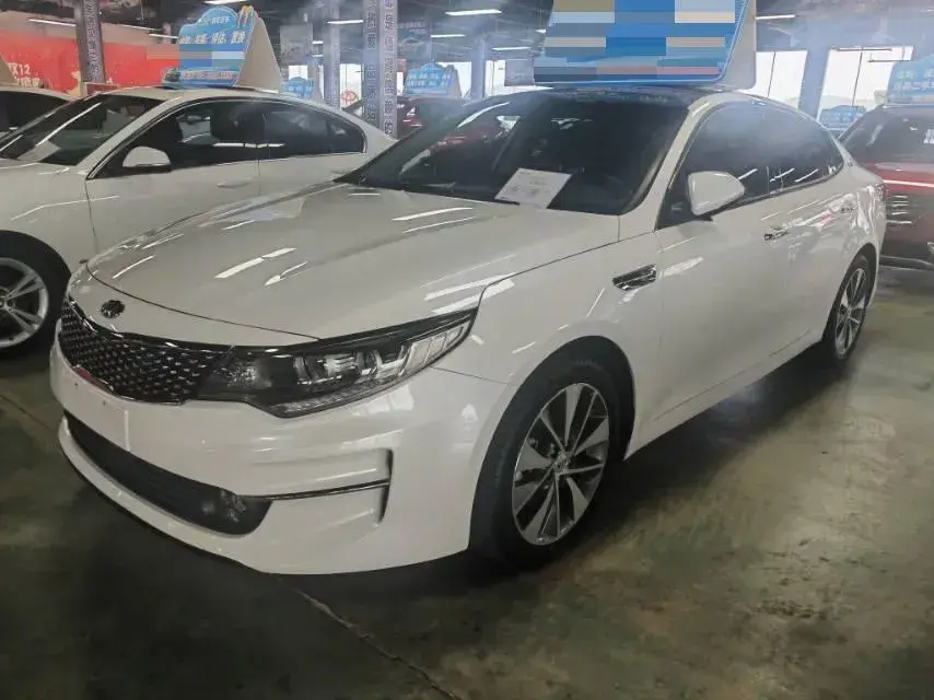 2016 Kia K5 2.0L 156HP L4 6AT Hybrid