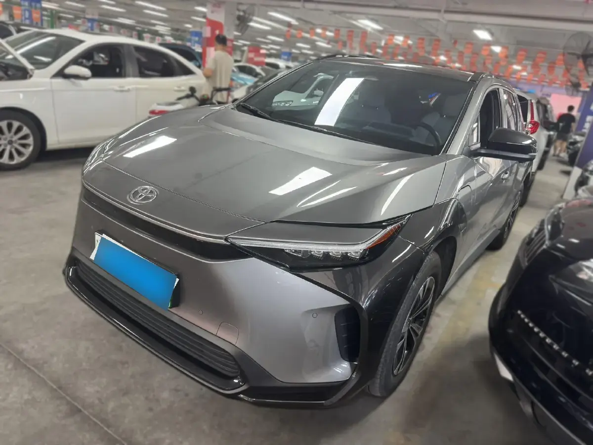2022 Toyota bZ4X BEV 66.7KWH