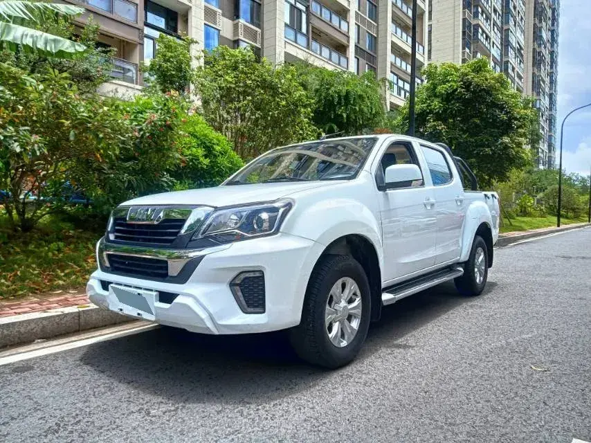 2023 Isuzu Jim 2.5T 143HP L4 6MT