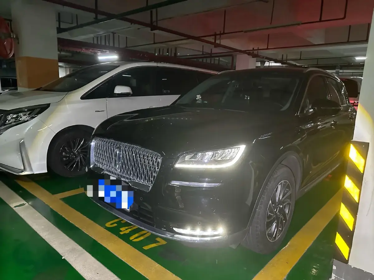 2020 Lincoln Corsair 2.0T 245HP L4 8AT