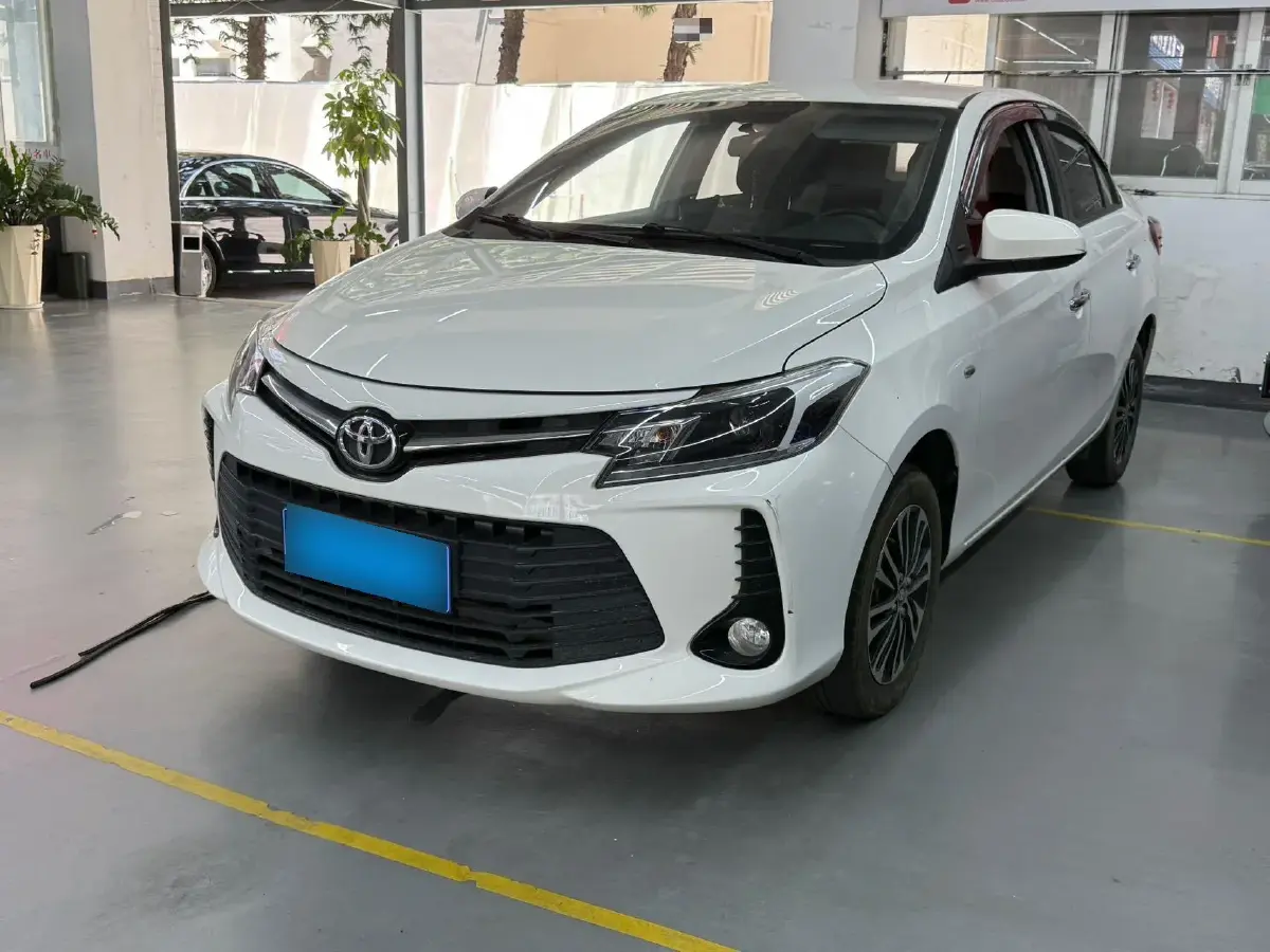 2022 Toyota Vios 1.5L 112HP L4 CVT