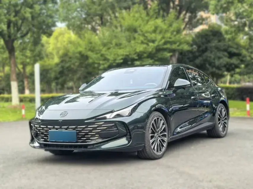 2023 MG 7 2.0T 261HP L4 9AT