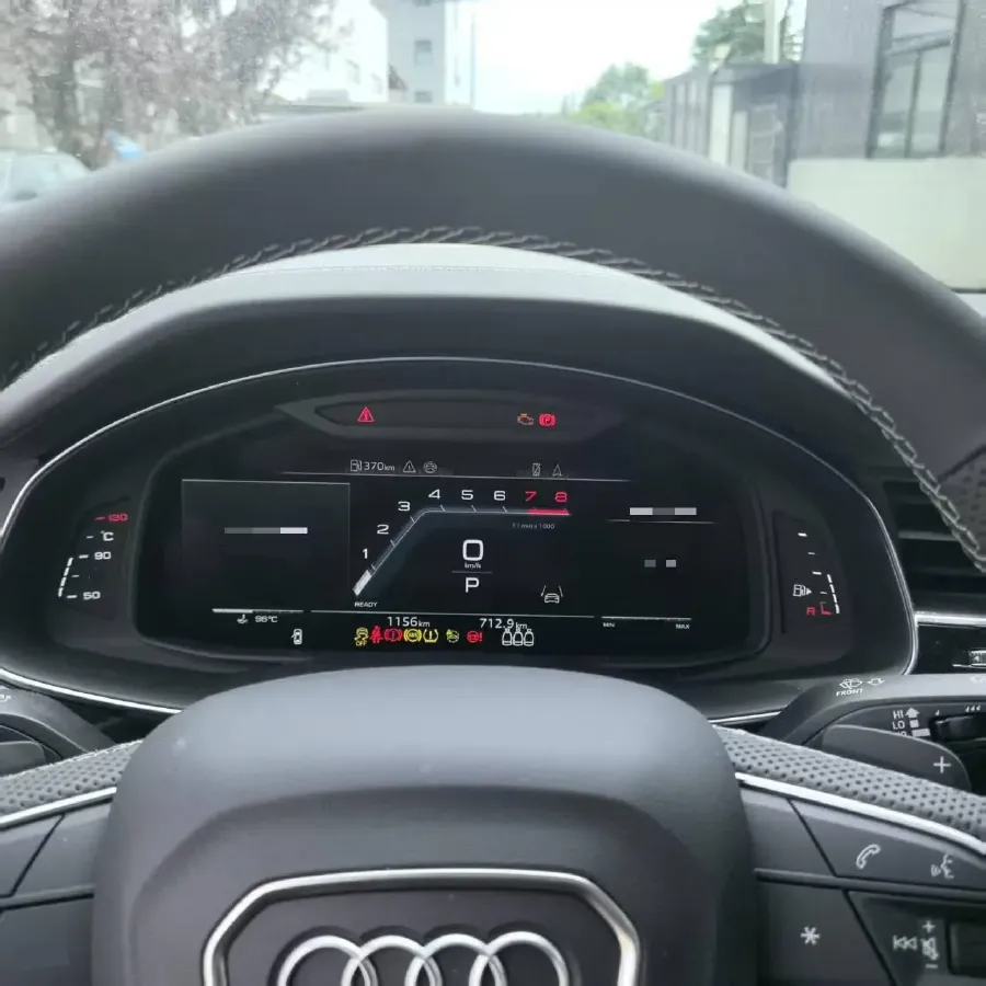 2024 Audi SQ7 4.0T 507HP V8 8AT,autocango,china used car exporter,china ev exporter,chinese used car exporter,chinese used ev exporter