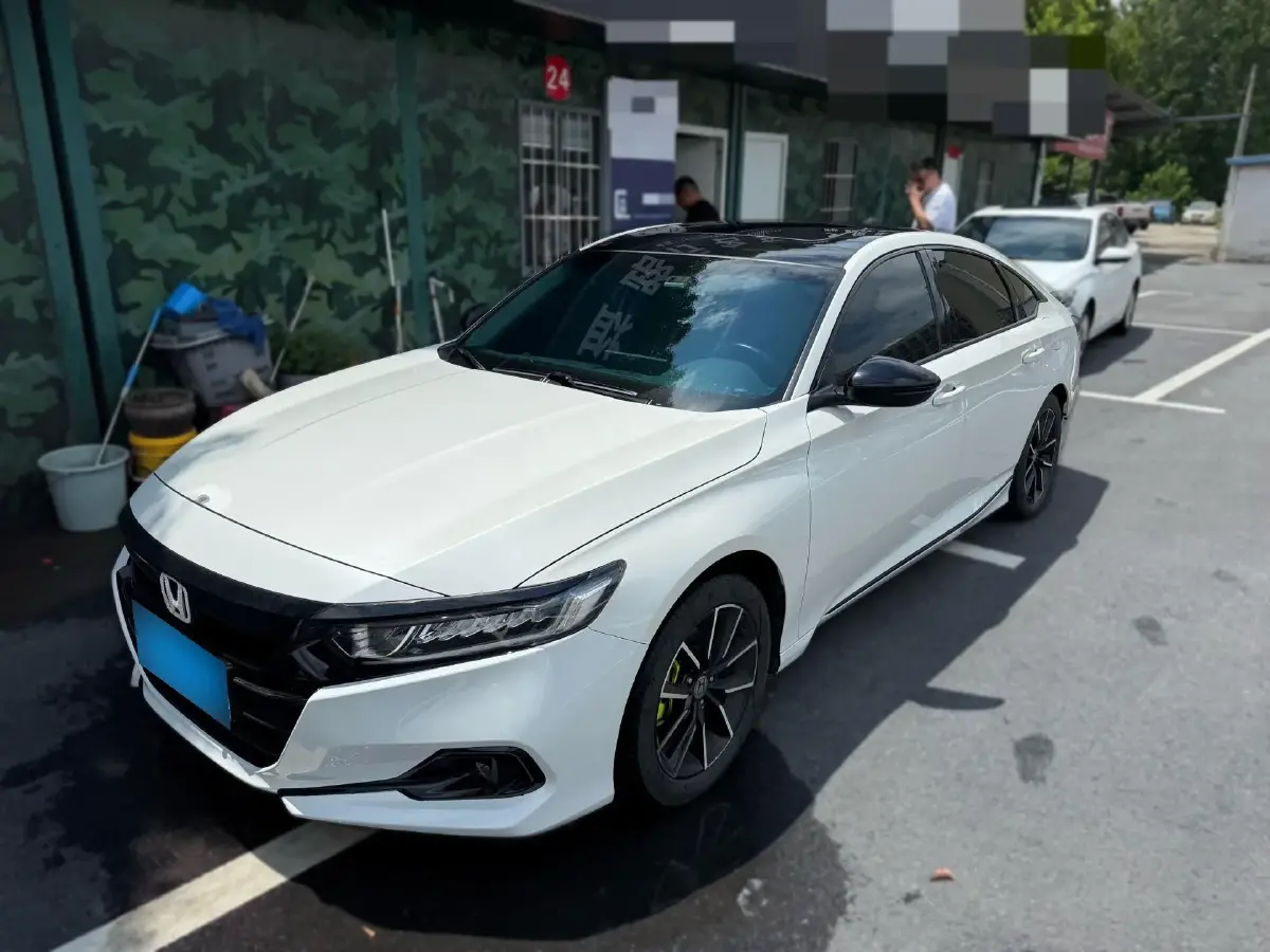 2023 Honda Accord 1.5T 192HP L4 CVT