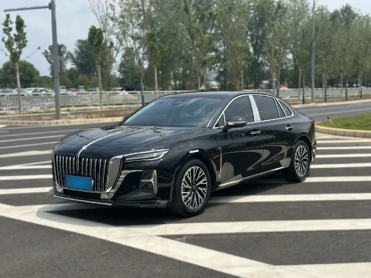 2025 HongQi H5 1.5T 169HP L4 1DHT Hybrid