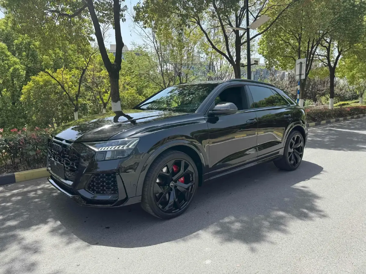 2022 Audi RS Q8 4.0T 600HP V8 8AT