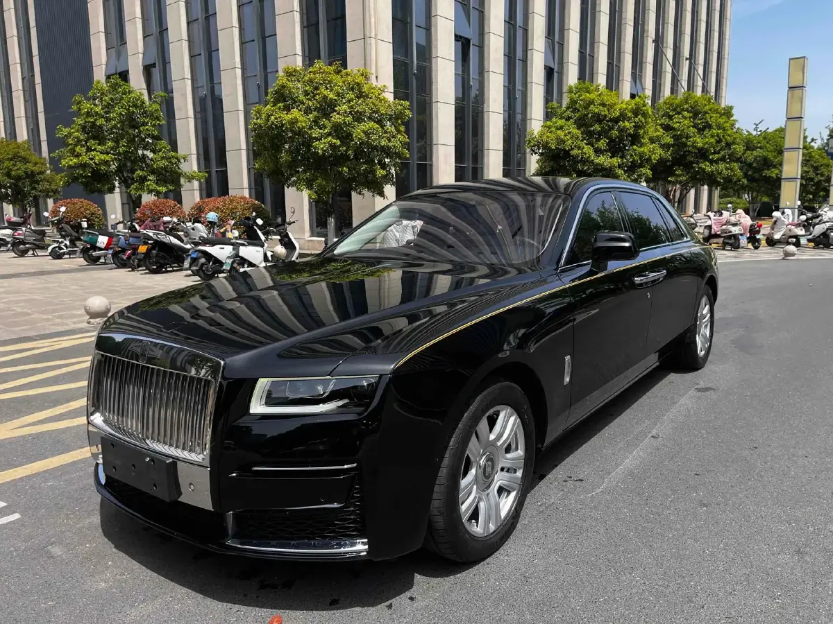 2021 Rolls-Royce Ghost 6.7T 571HP V12 8AT