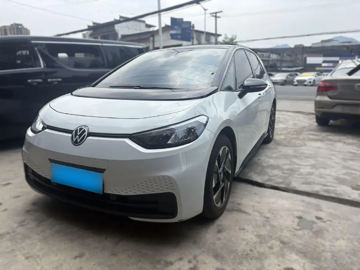 2024 Volkswagen ID.3 BEV 52.8KWH