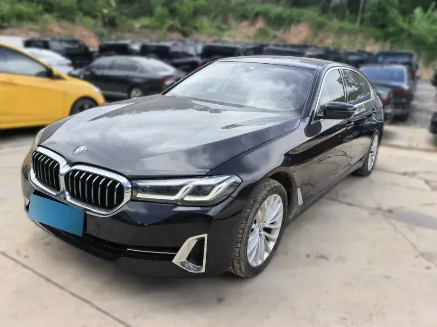 2022 BMW 5 Series 2.0T 184HP L4 8AT