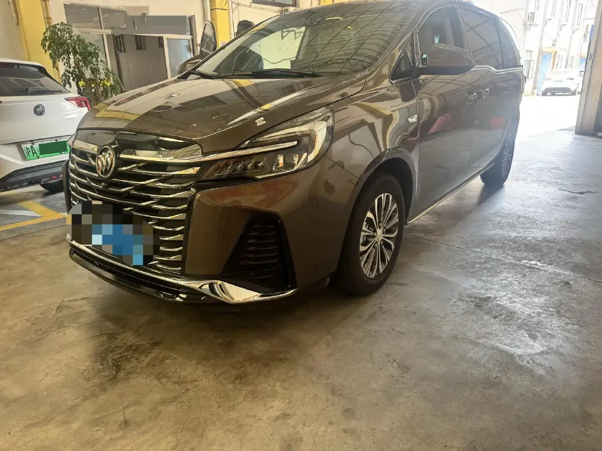 2023 Buick GL8 2.0T 237HP L4 9AT