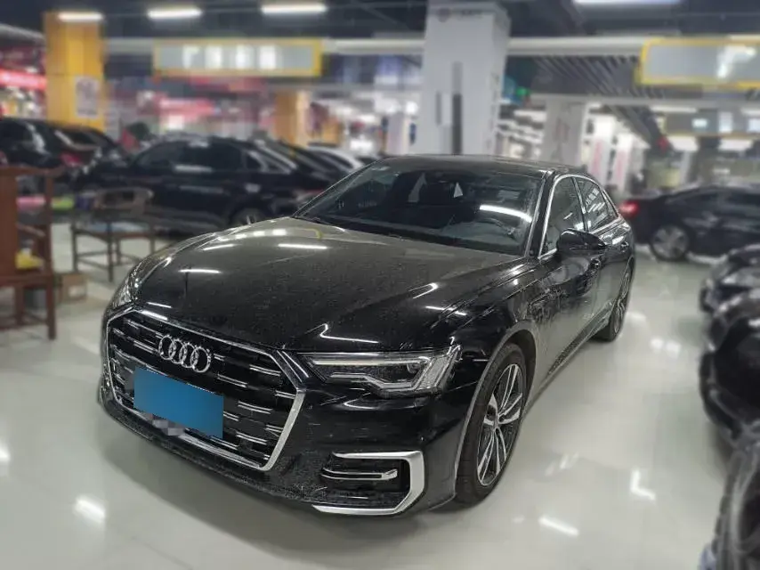 2022 Audi A6L 2.0T 190HP L4 7DCT