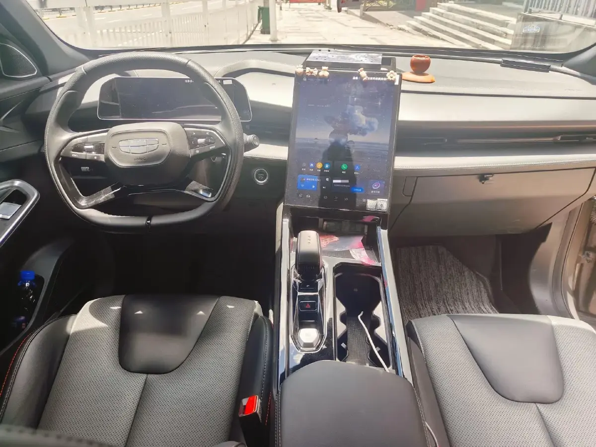2023 Geely Azkarra 1.5T 181HP L4 7DCT,autocango,china used car exporter,china ev exporter,chinese used car exporter,chinese used ev exporter