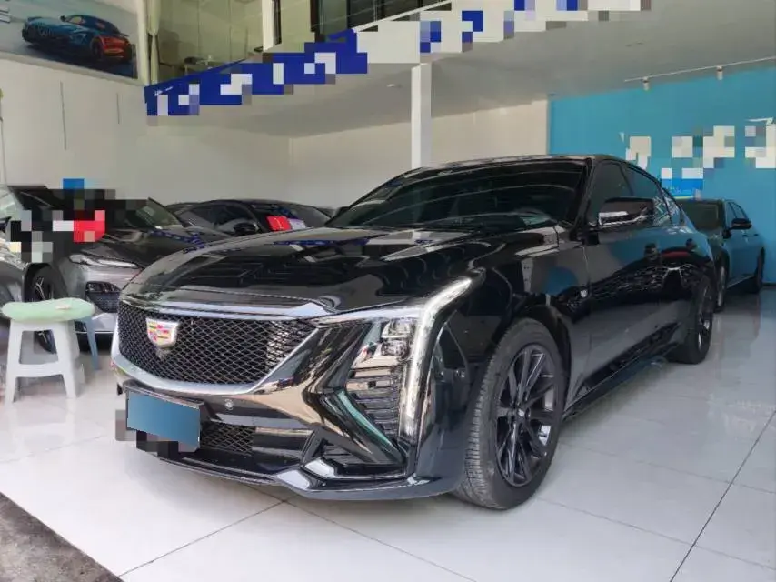 2024 Cadillac CT5 2.0T 237HP L4 10AT