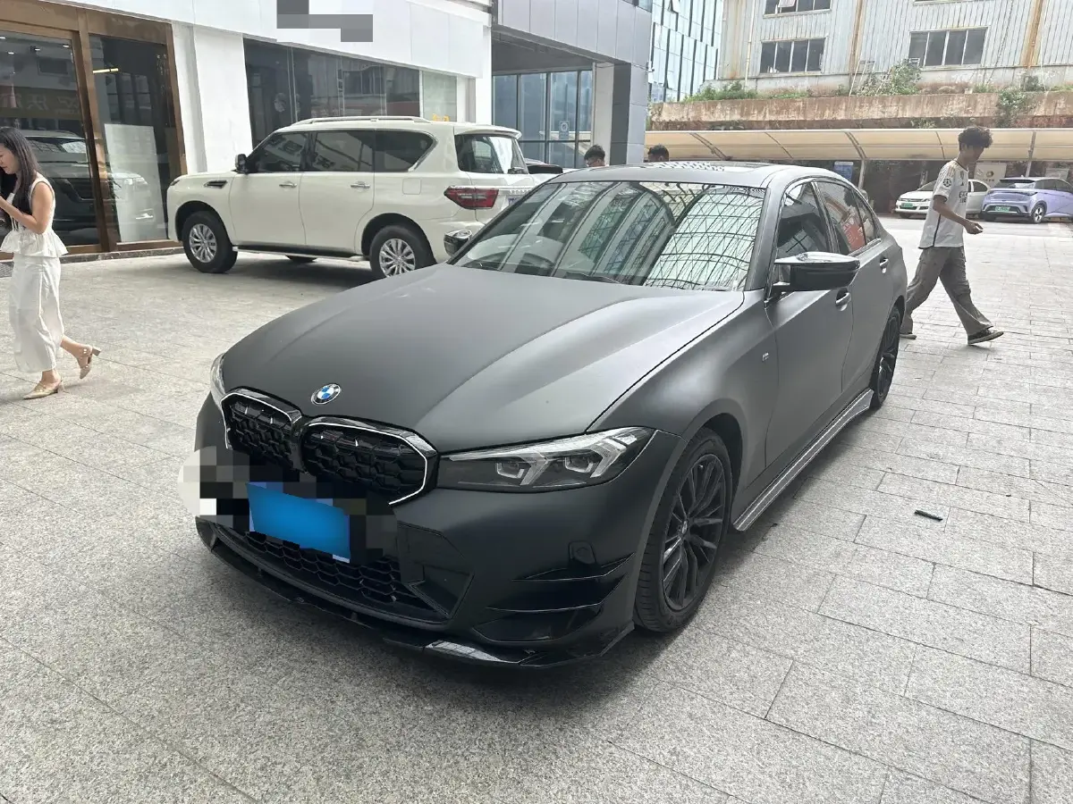 2024 BMW 3 Series 2.0T 184HP L4 8AT