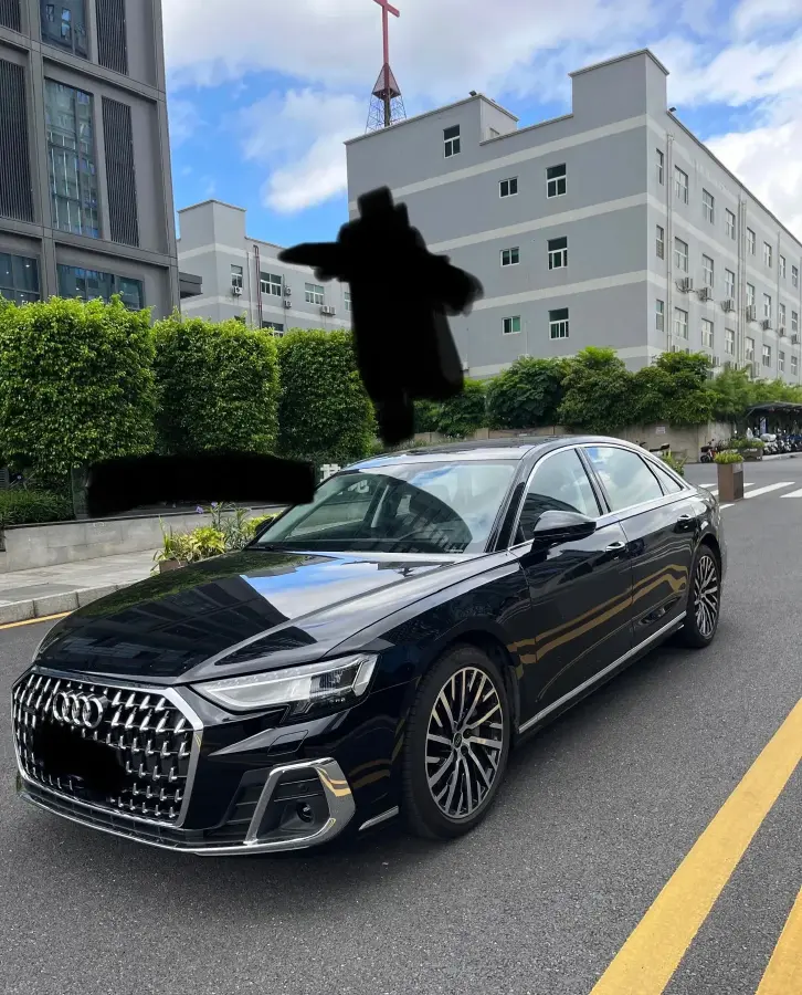 2023 Audi A8 3.0T 340HP V6 8AT