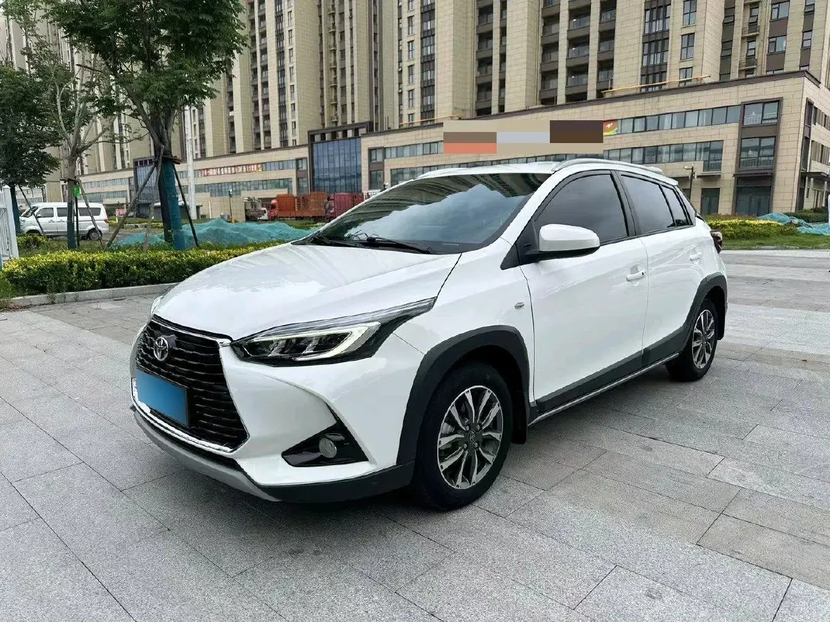 2022 Toyota Yaris L 1.5L 112HP L4 CVT