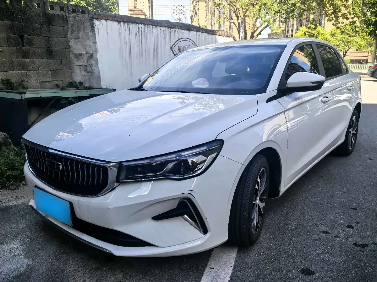 2023 Geely Emgrand 1.5L 127HP L4 CVT