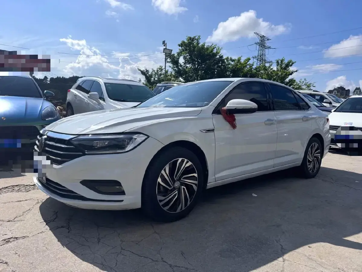 2021 Volkswagen Sagitar 1.4T 150HP L4 7DCT