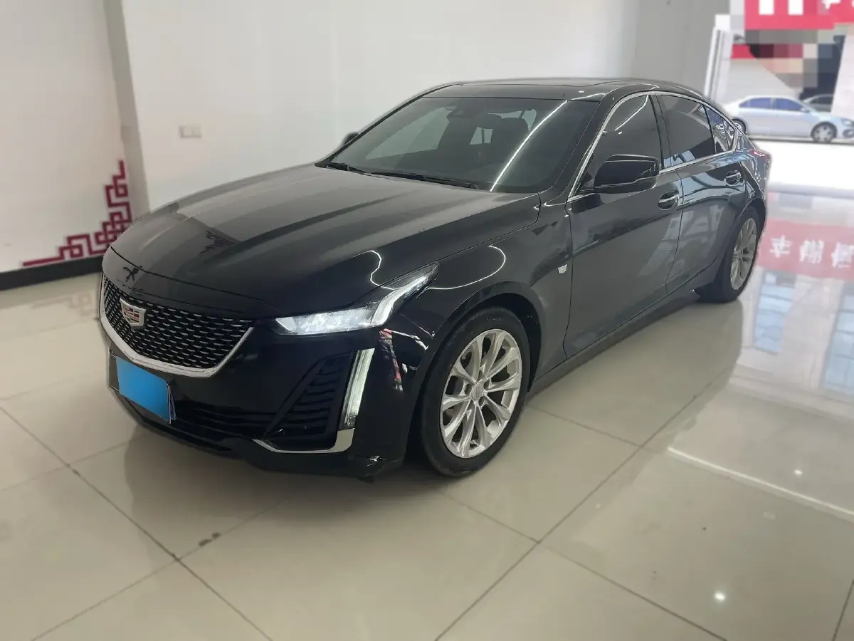2022 Cadillac CT5 2.0T 237HP L4 10AT