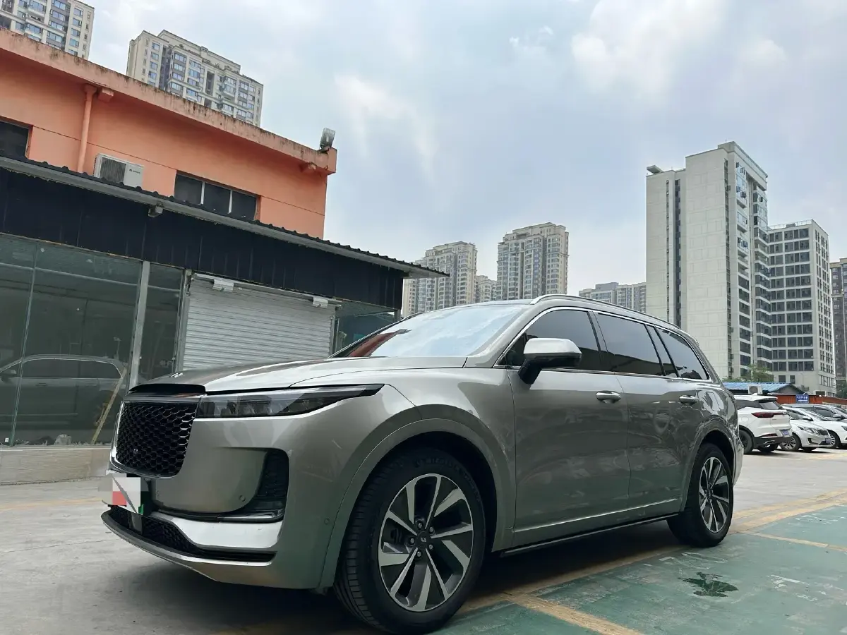 2021 Li ONE Range Extended 131HP REEV 40.5KWH