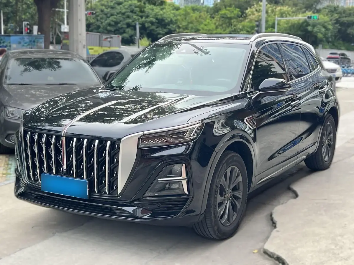 2023 HongQi HS5 2.0T 252HP L4 8AT