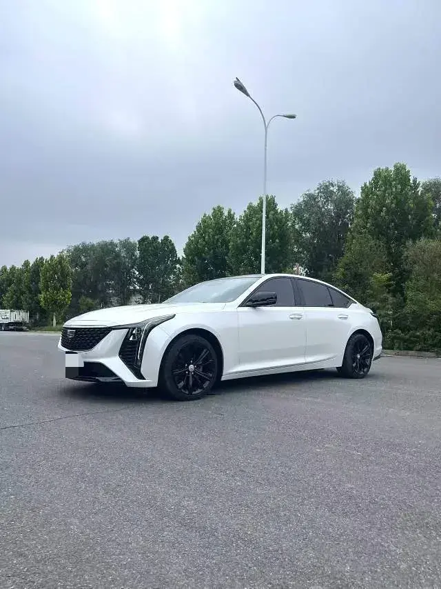 2024 Cadillac CT5 2.0T 237HP L4 10AT