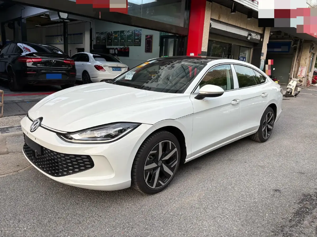 2025 Volkswagen Lamando 1.4T 150HP L4 7DCT