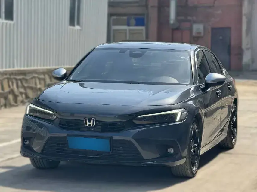 2023 Honda Civic 2.0L 143HP L4 E-CVT Hybrid