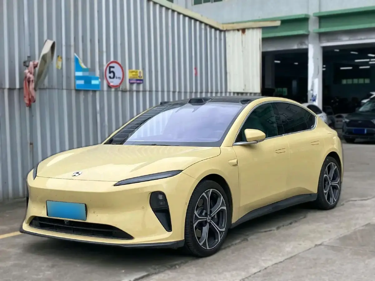 2024 NIO ET5 BEV 75KWH
