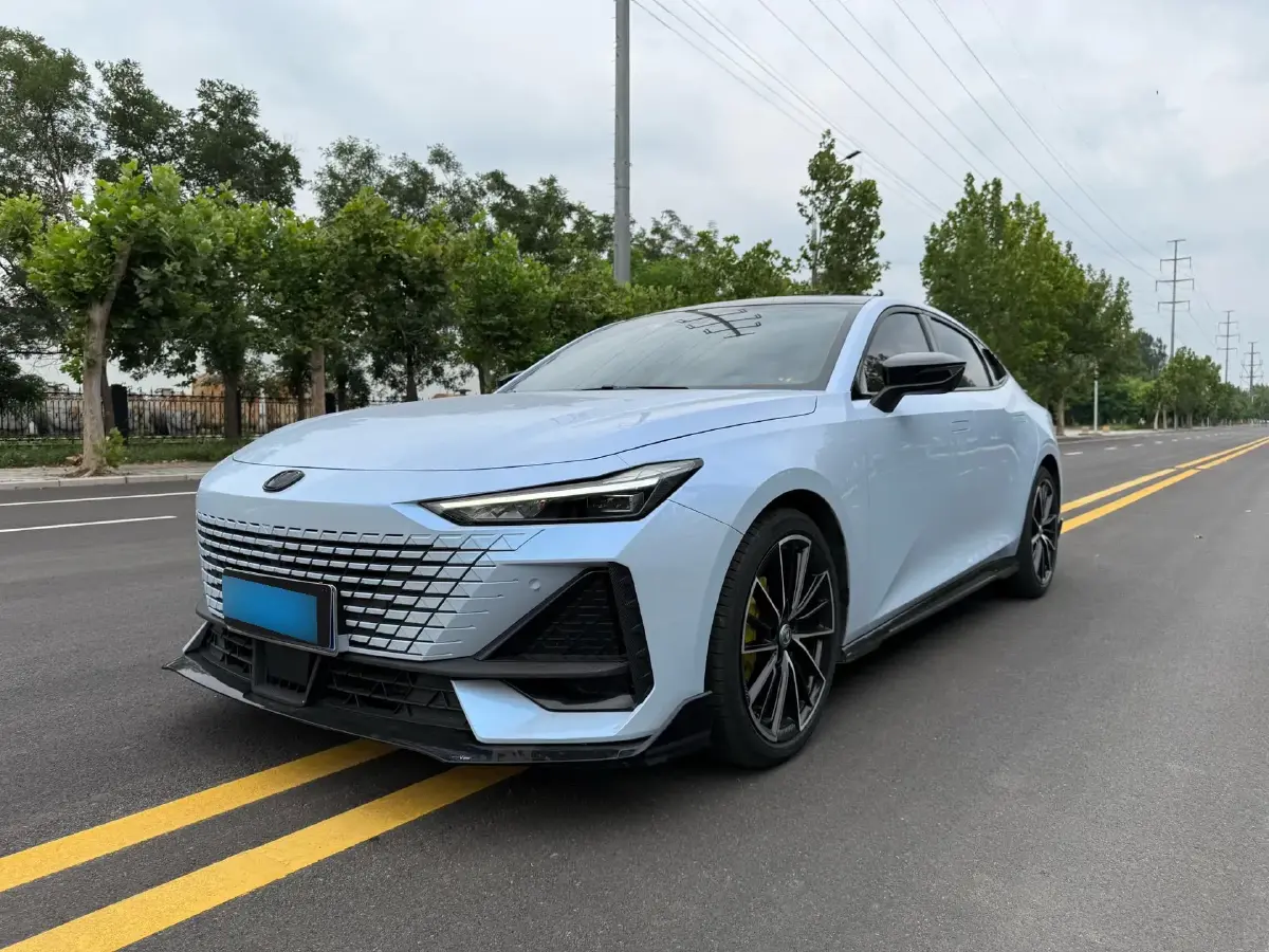 2022 ChangAn UNI-V 1.5T 188HP L4 7DCT