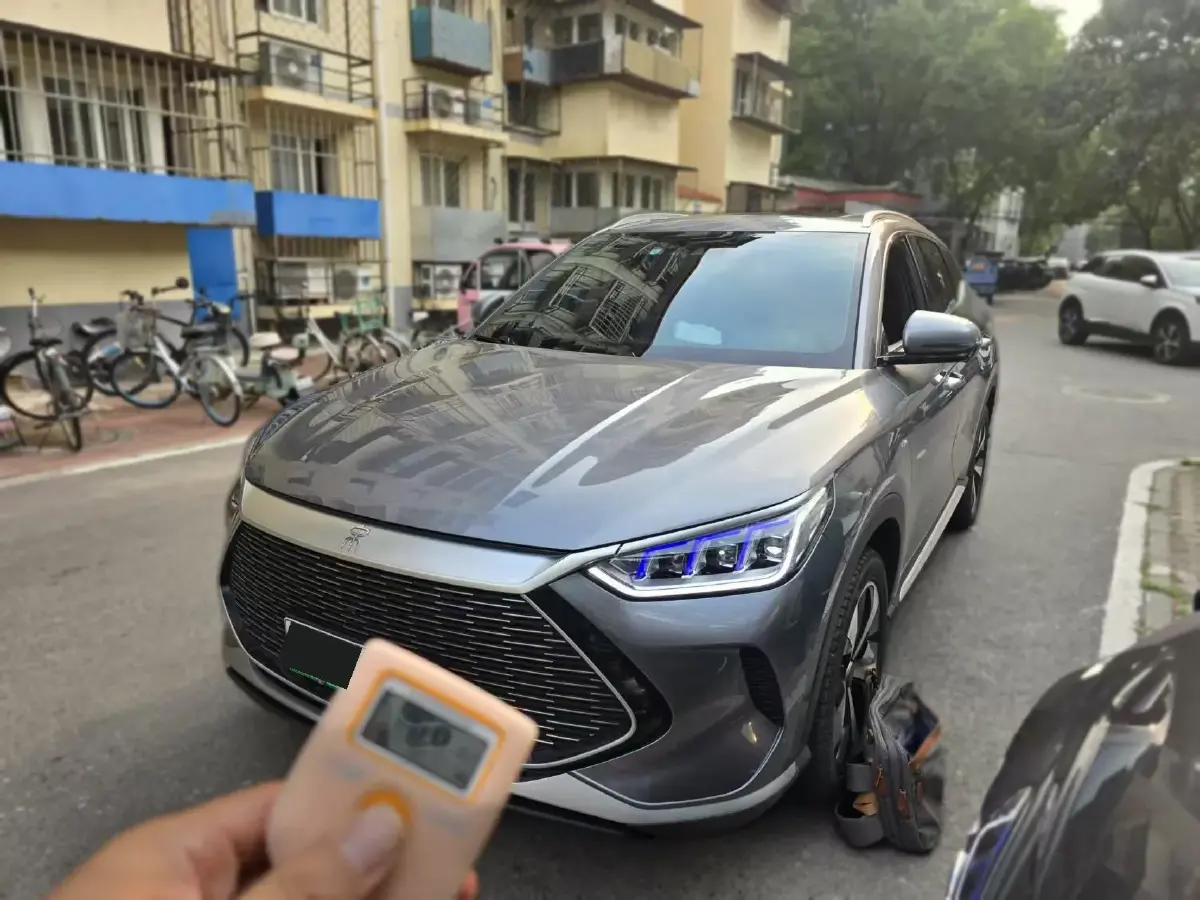 2022 BYD Song MAX 1.5L 110HP L4 E-CVT PHEV 18.3KWH