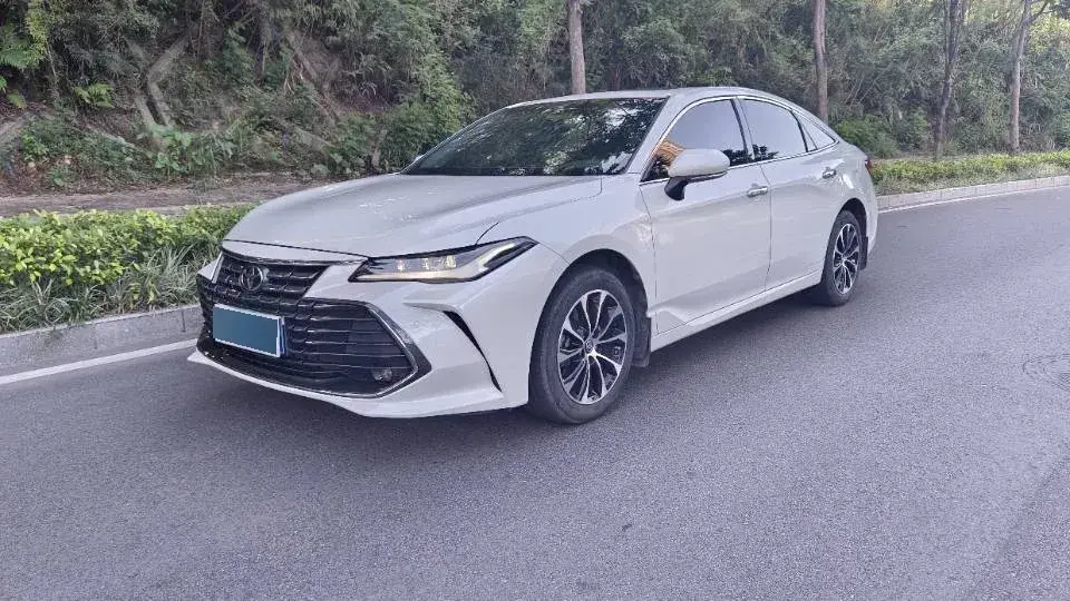 2022 Toyota Avalon 2.0L 178HP L4 CVT