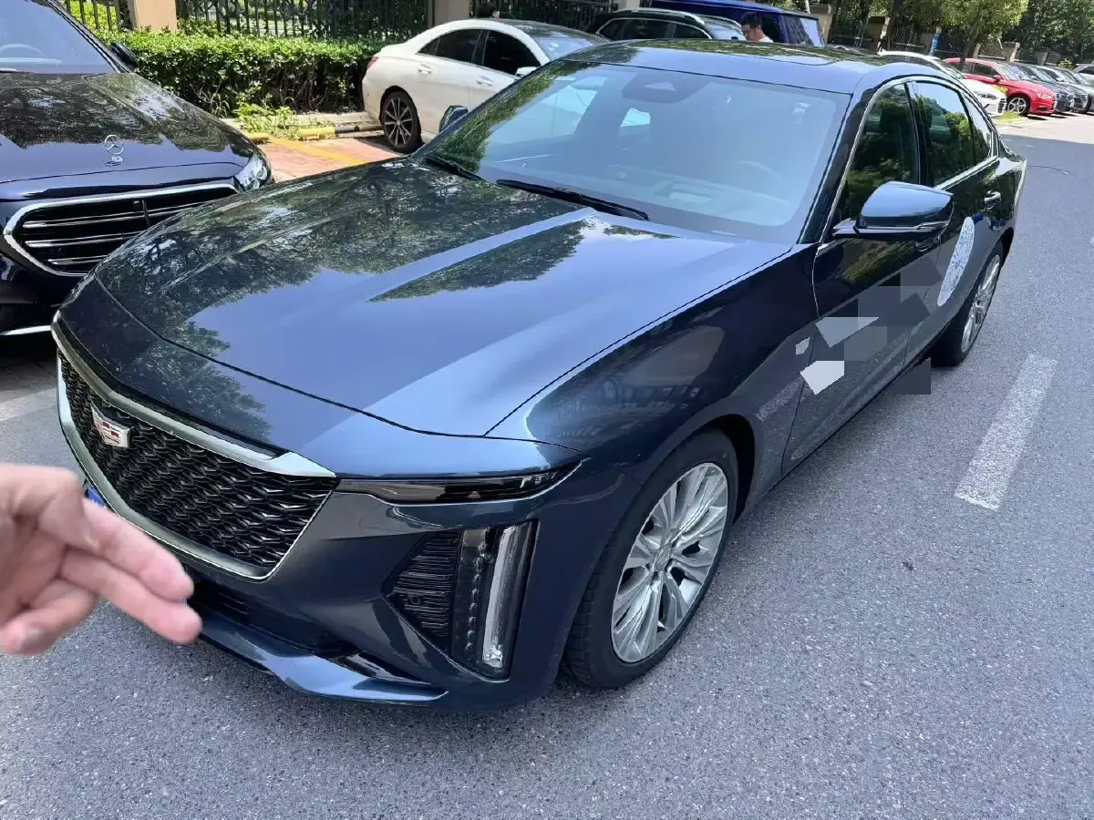 2023 Cadillac CT6 2.0T 237HP L4 10AT