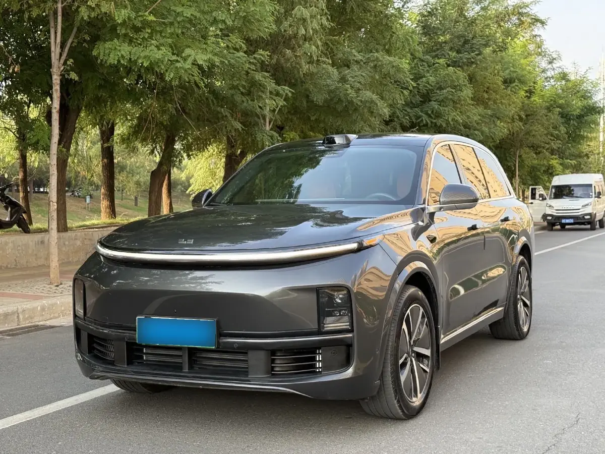 2024 Li L8 Range Extended 154HP REEV 42.8KWH