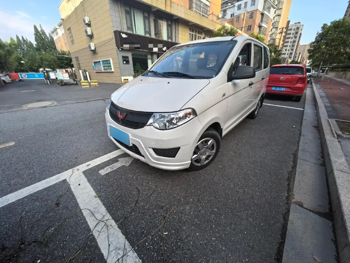 2019 WuLing HongGuang 1.5L 105HP L4 5MT