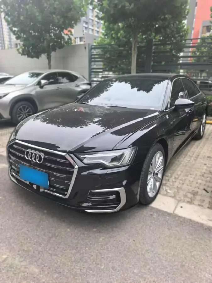 2024 Audi A6L 2.0T 245HP L4 7DCT