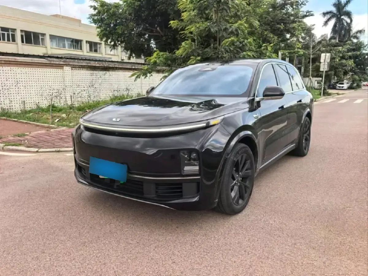 2023 Li L8 Range Extended 154HP REEV 40.9KWH