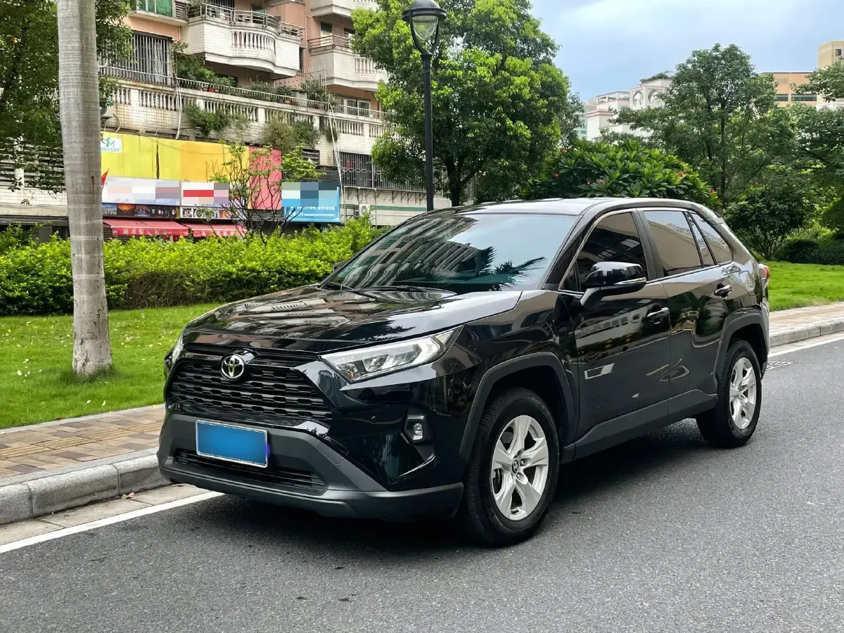 2024 Toyota RAV4 2.0L 171HP L4 CVT