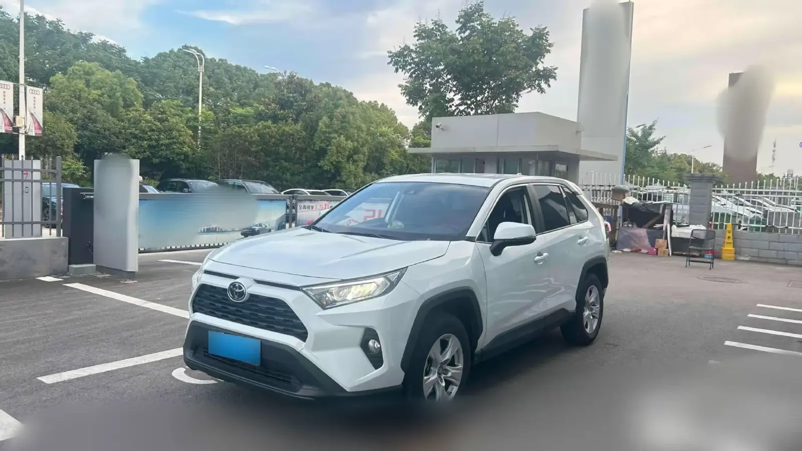 2022 Toyota RAV4 2.0L 171HP L4 CVT