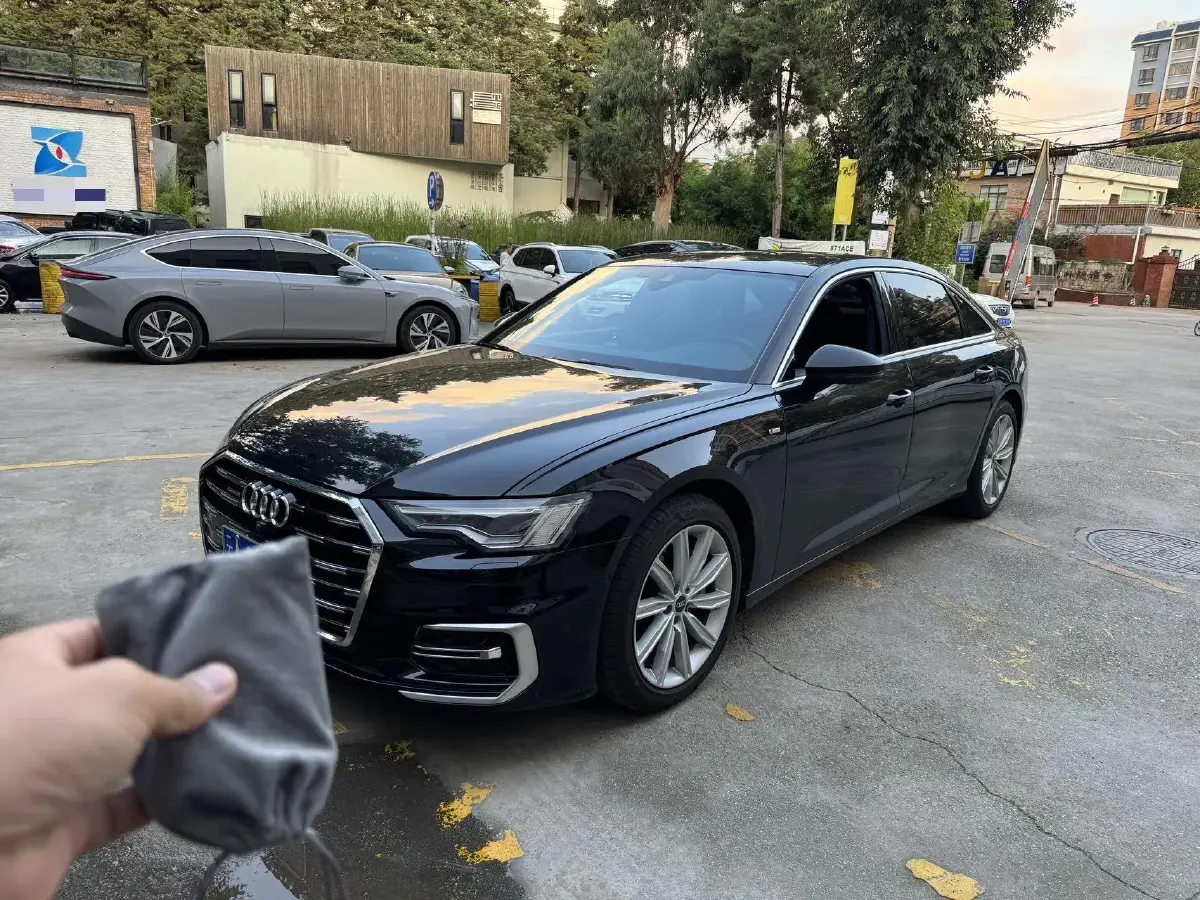 2024 Audi A6L 2.0T 245HP L4 7DCT