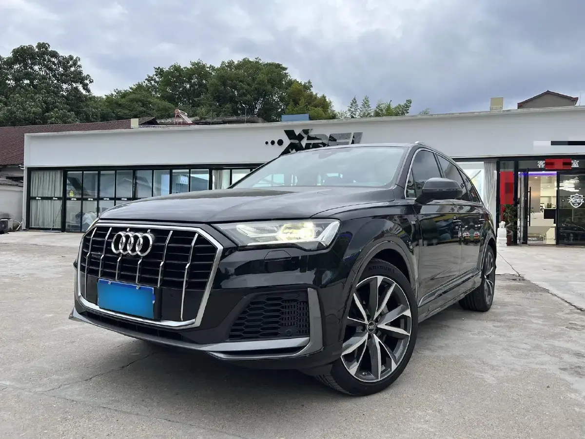 2023 Audi Q7 2.0T 265HP L4 8AT
