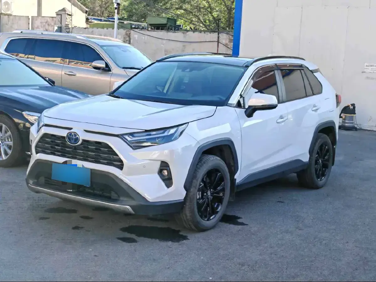 2023 Toyota RAV4 2.5L 178HP L4 E-CVT Hybrid